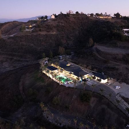Iron Mansion Private Resort-Event Space 12000 Ft! Temecula Eksteriør bilde