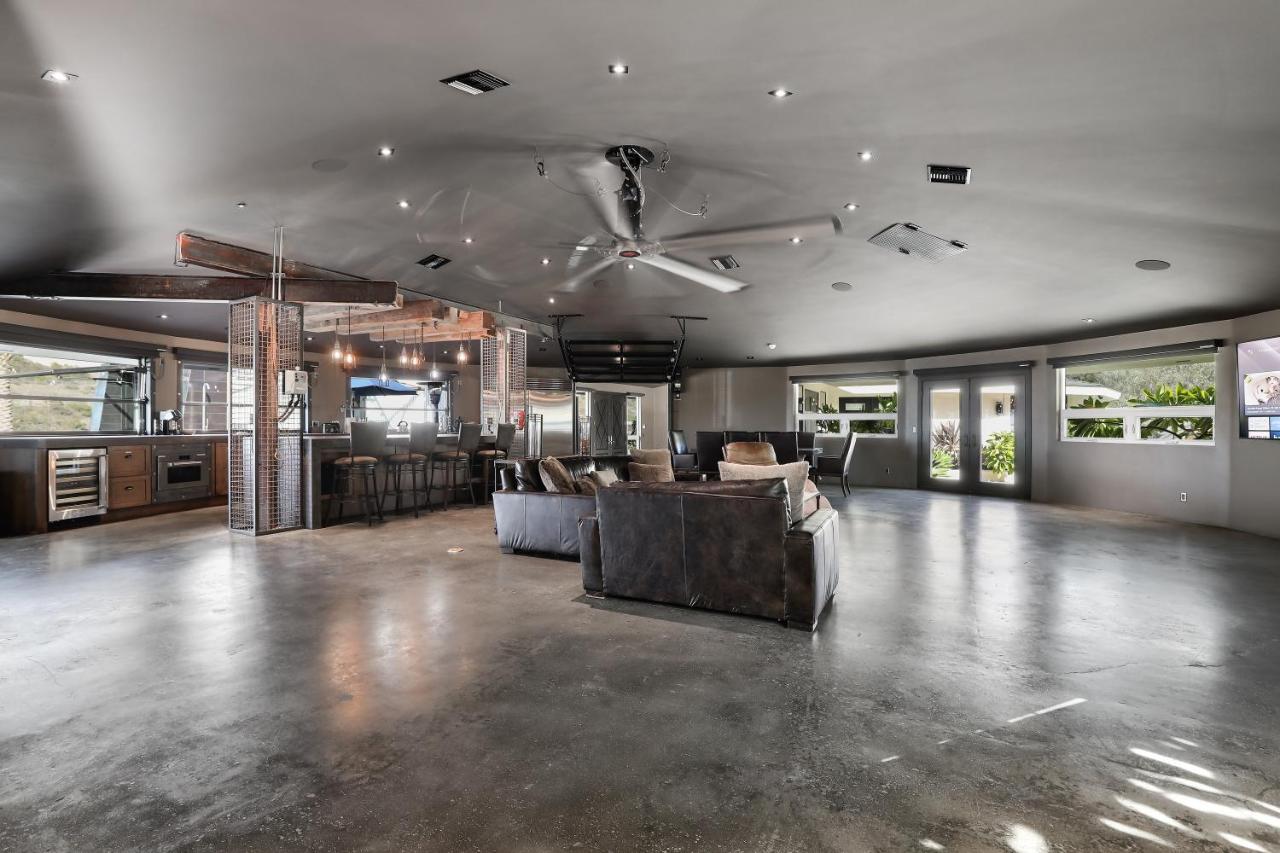 Iron Mansion Private Resort-Event Space 12000 Ft! Temecula Eksteriør bilde